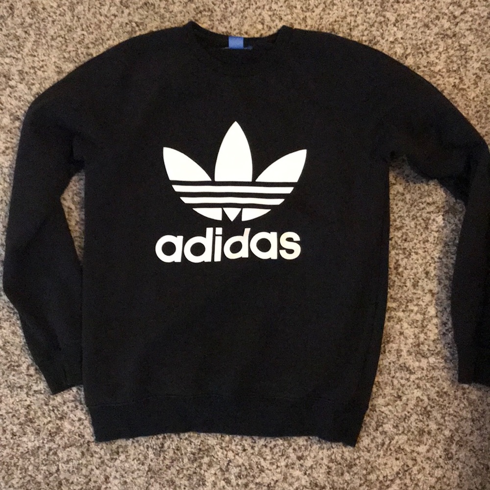 sweatshirt